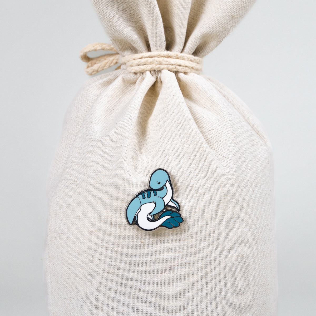 Nessi Enamel Pin - Flaunt