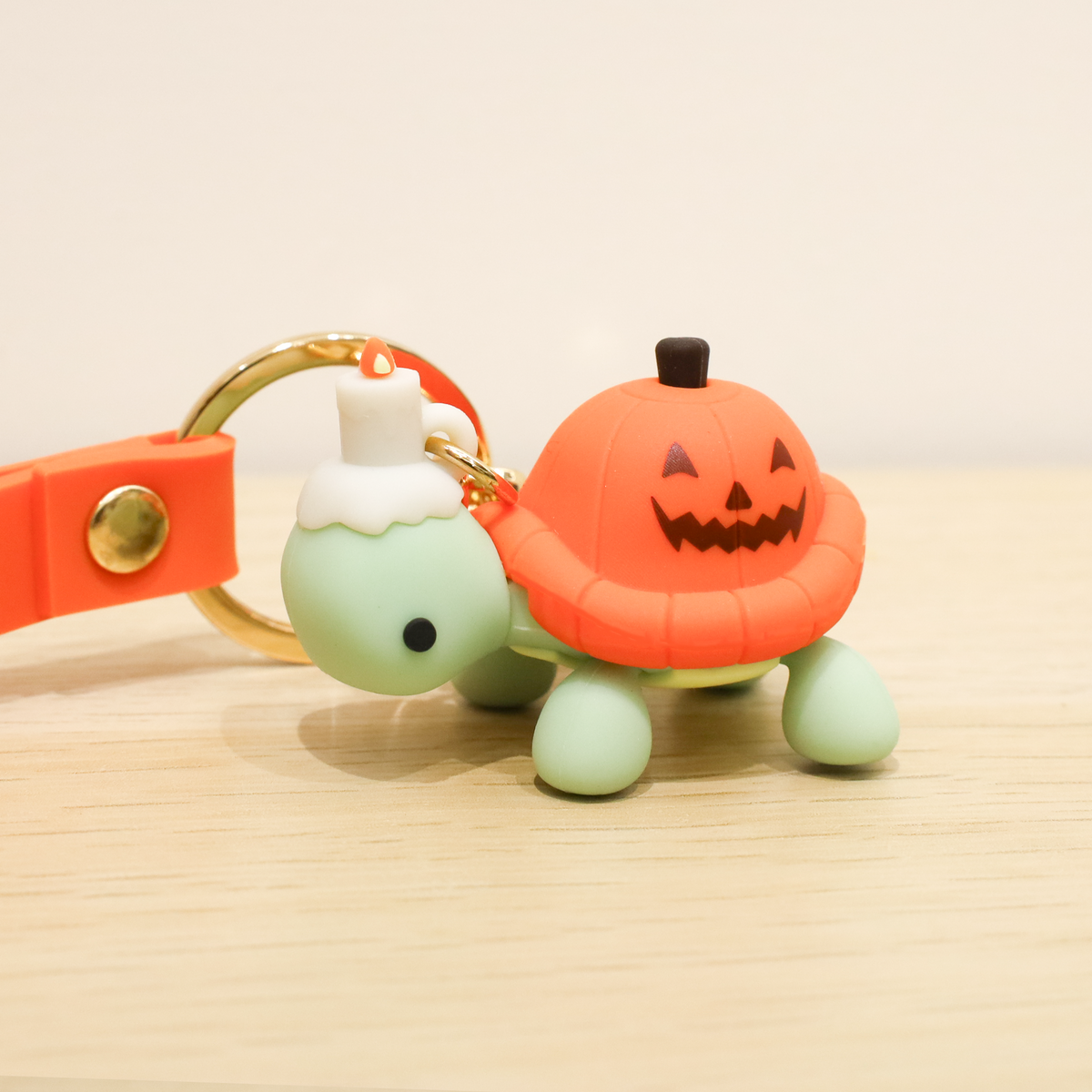 Pumpkin Torti Figure Keychain