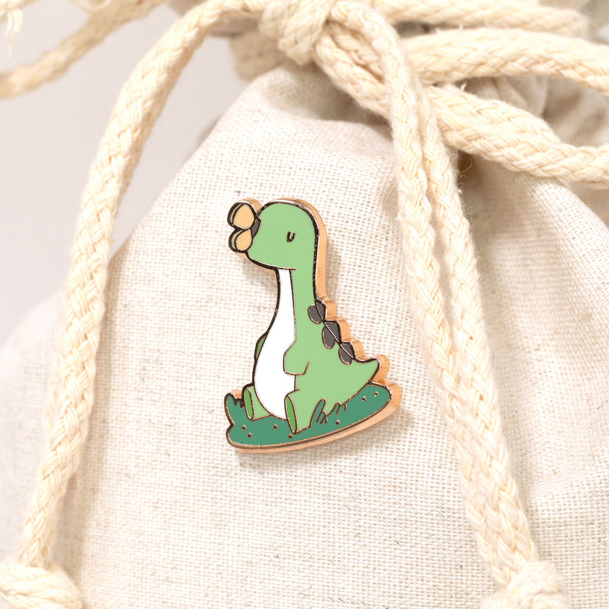 Bronti Enamel Pin - Butterfly