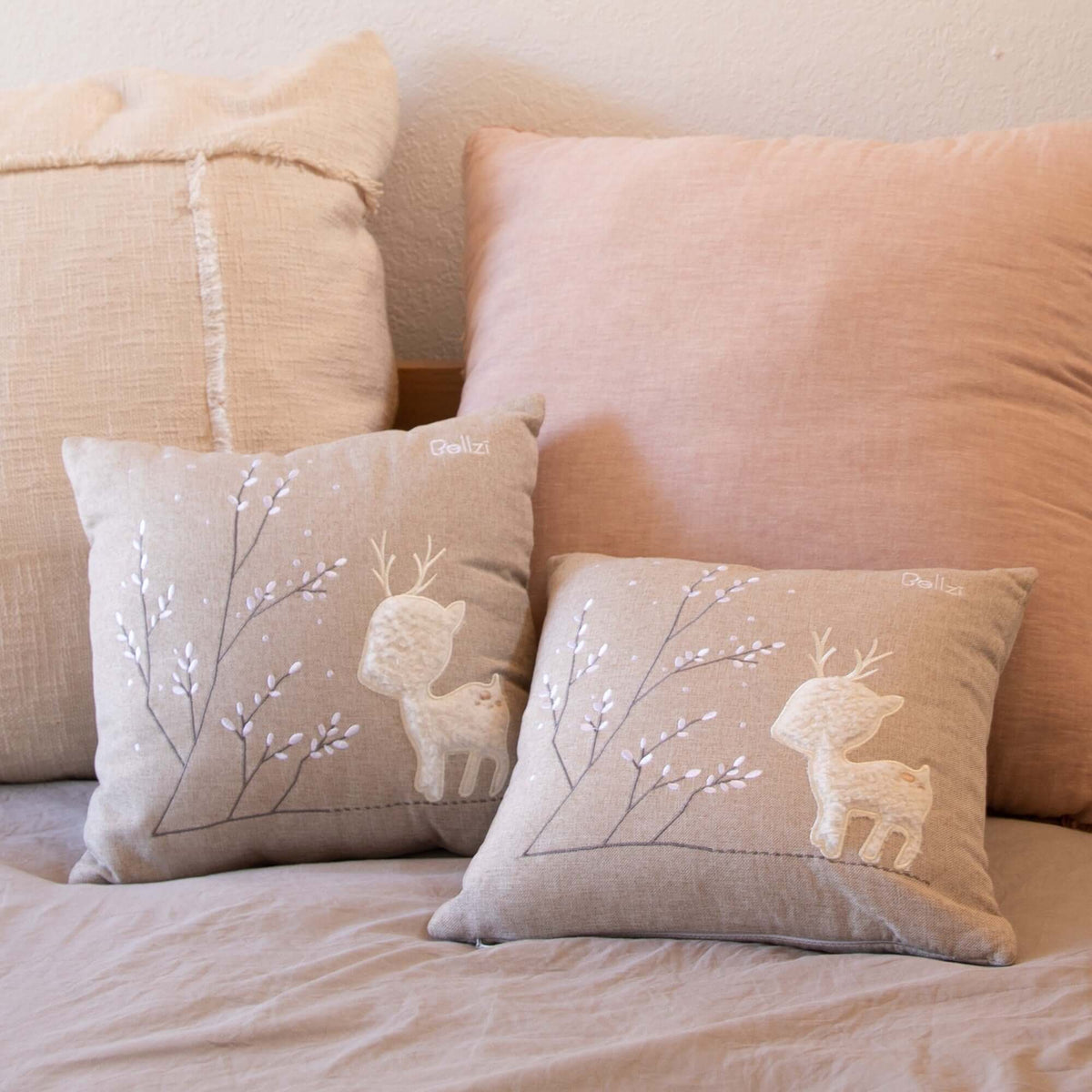 Deeri Pillow