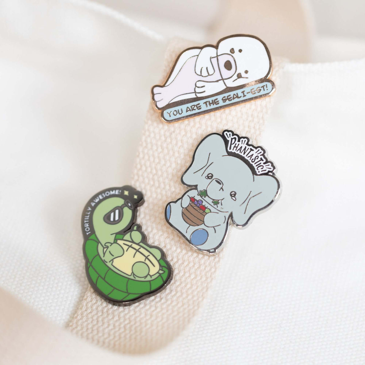 Phanti Enamel Pin - Phantastic - Bellzi