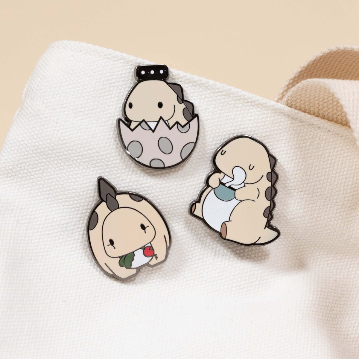 Steggi Enamel Pin - Drink - Bellzi
